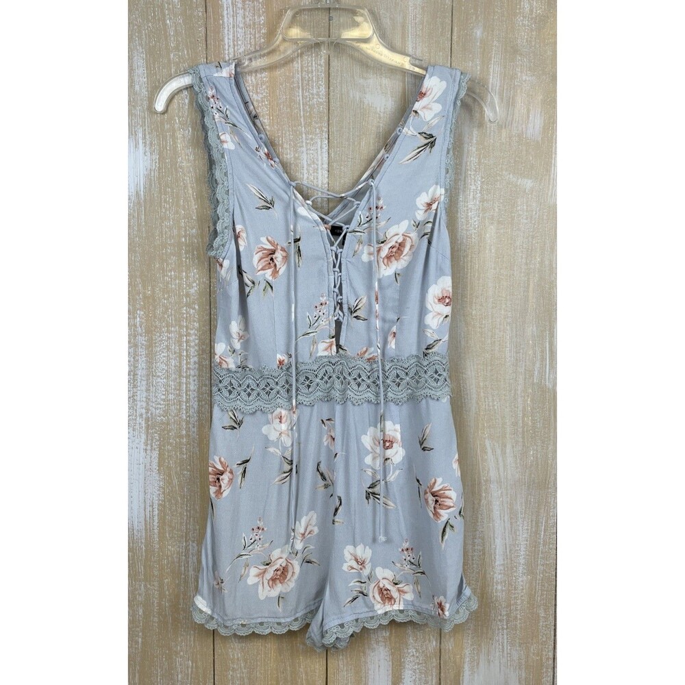 Kendall & Kylie Size S Lace-Up Light Blue Floral Romper Tank Shorts